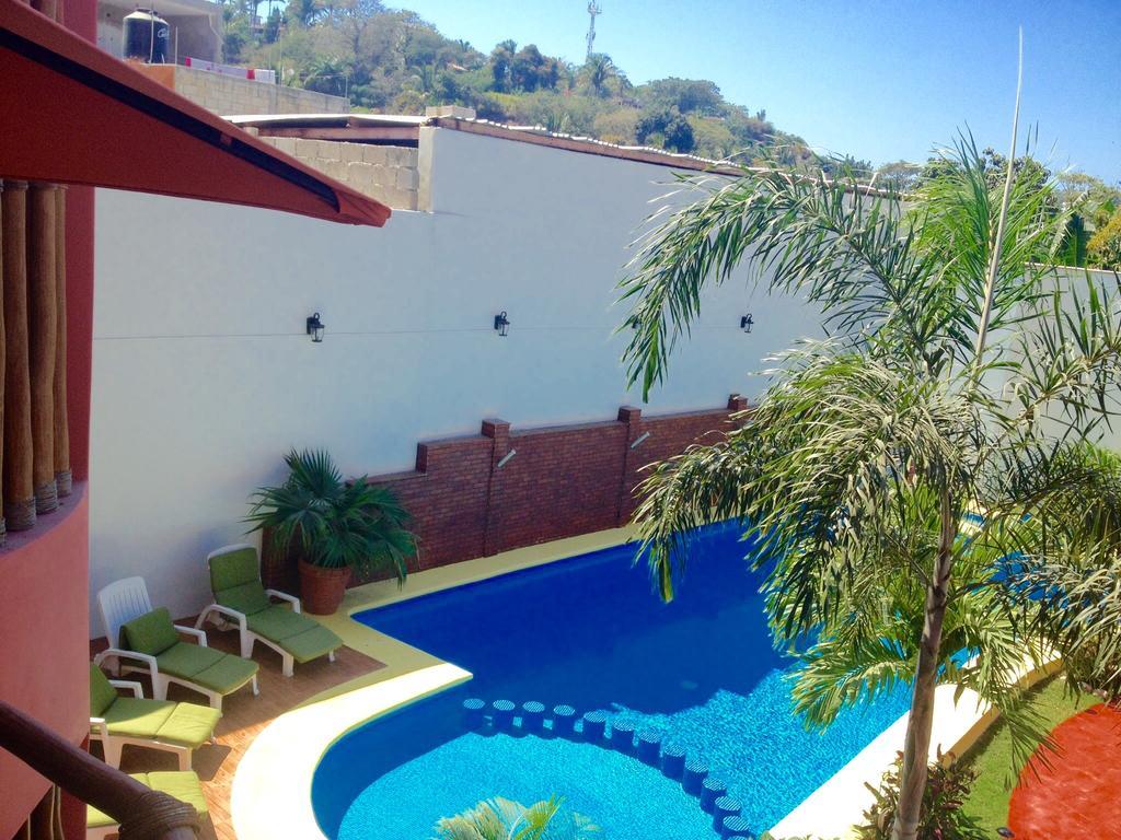 Hotel Y Suites Los Encantos 사율리타 외부 사진